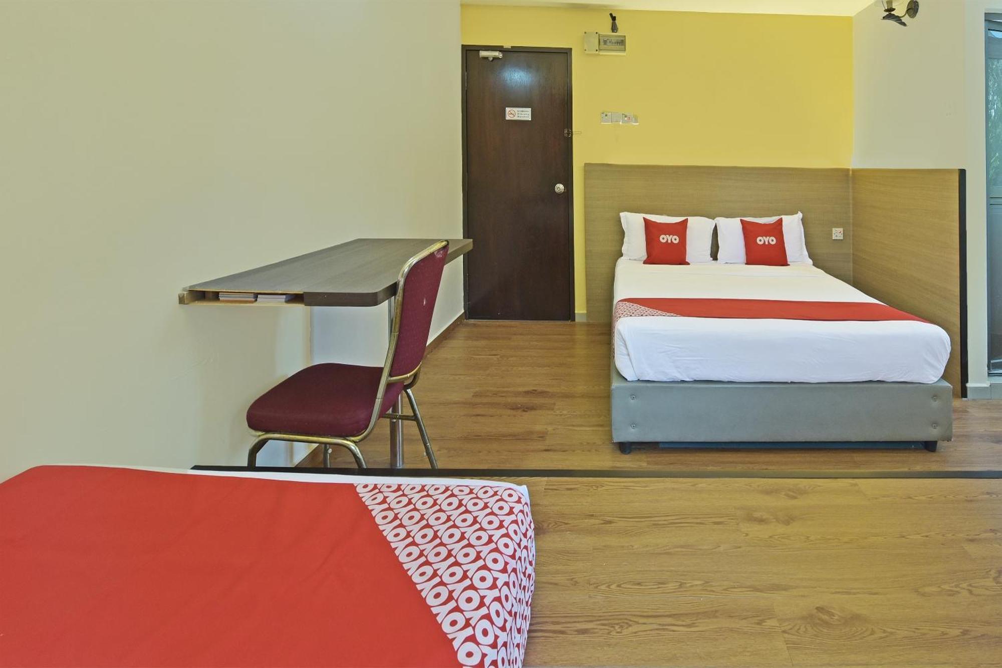 OYO 44036 Hotel De Perdana Hill Batu Pahat Buitenkant foto