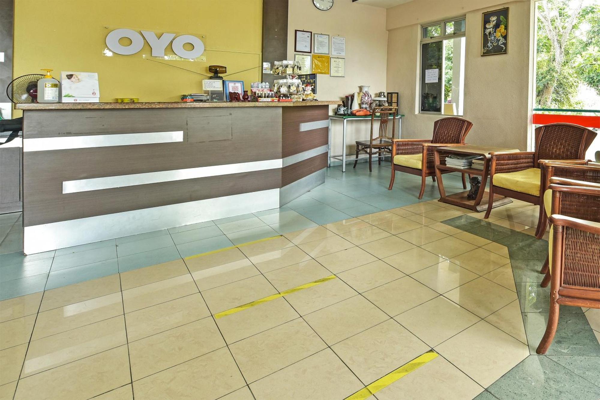 OYO 44036 Hotel De Perdana Hill Batu Pahat Buitenkant foto