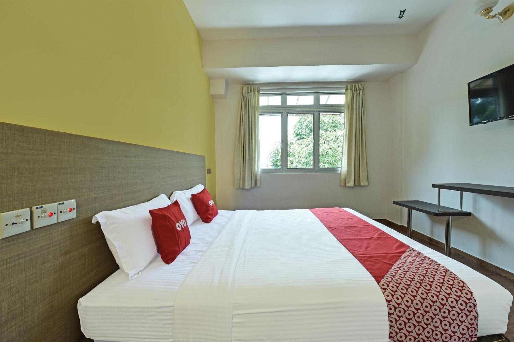 OYO 44036 Hotel De Perdana Hill Batu Pahat Buitenkant foto