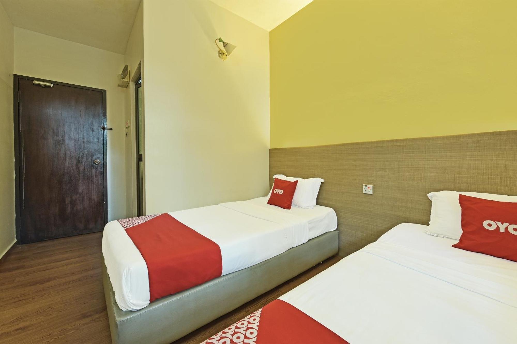 OYO 44036 Hotel De Perdana Hill Batu Pahat Buitenkant foto