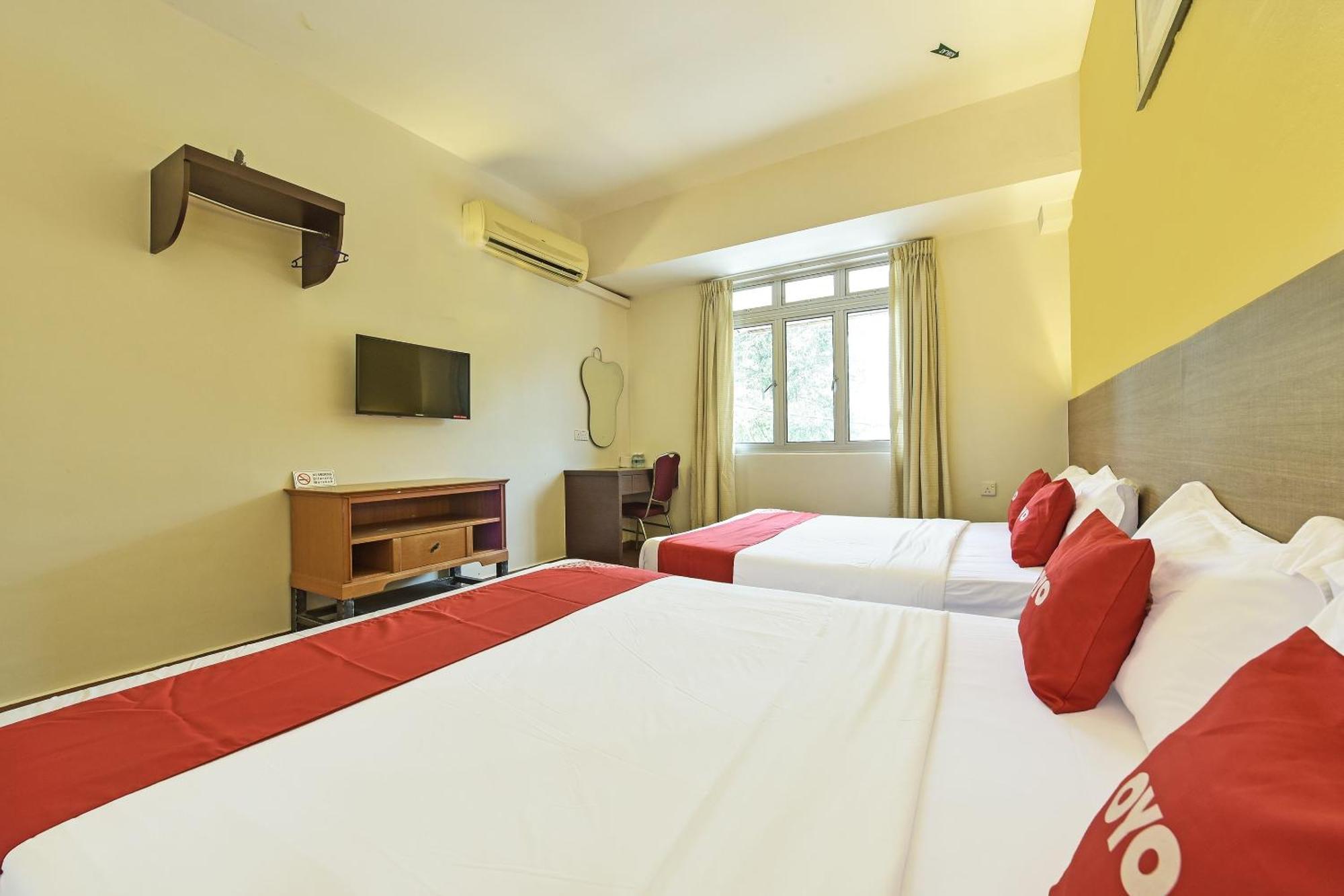 OYO 44036 Hotel De Perdana Hill Batu Pahat Buitenkant foto